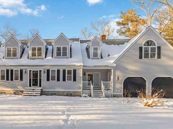 183 Gardner St, Hingham MA 02043