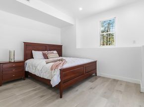 183 Gardner St, Hingham MA 02043