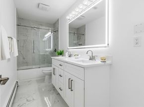 183 Gardner St, Hingham MA 02043