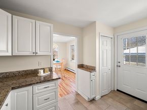 35 Peters Street, North Andover MA 01845