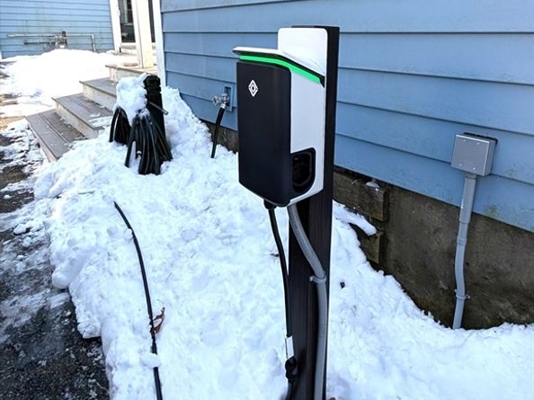 376 Treble Cove Rd, Billerica MA 01862