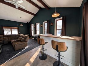 376 Treble Cove Rd, Billerica MA 01862