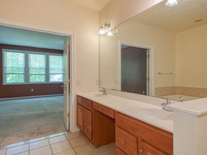 89 Buttercup Lane 255, Grafton MA 01560