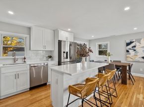 27 Hodgkins Rd, Rockport MA 01966