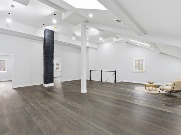 288 Grove St 288, Clinton MA 01510