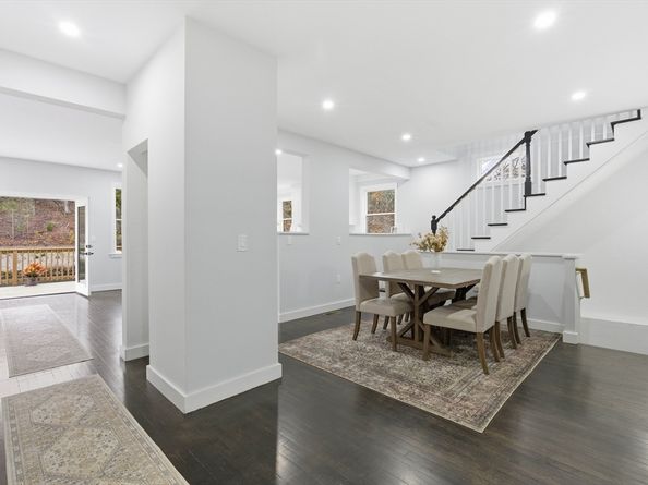 288 Grove St 288, Clinton MA 01510