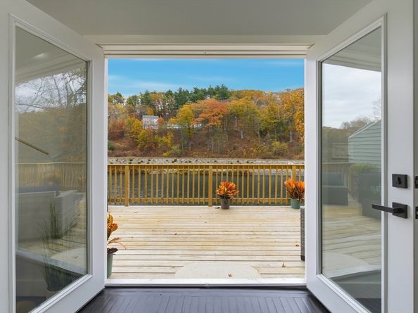 288 Grove St 288, Clinton MA 01510