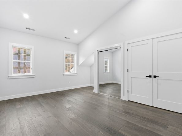 288 Grove St 288, Clinton MA 01510