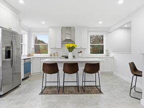 288 Grove St 288, Clinton MA 01510