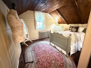 285 Brookfield Rd, Sturbridge MA 01518