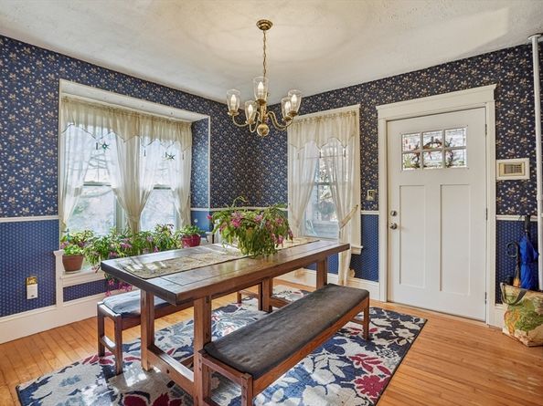 55 Standish St, Worcester MA 01604