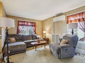 55 Standish St, Worcester MA 01604