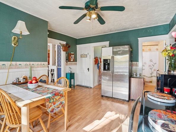 55 Standish St, Worcester MA 01604