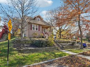 55 Standish St, Worcester MA 01604