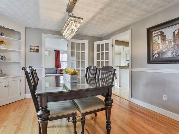 10 Converse St, Wakefield MA 01880