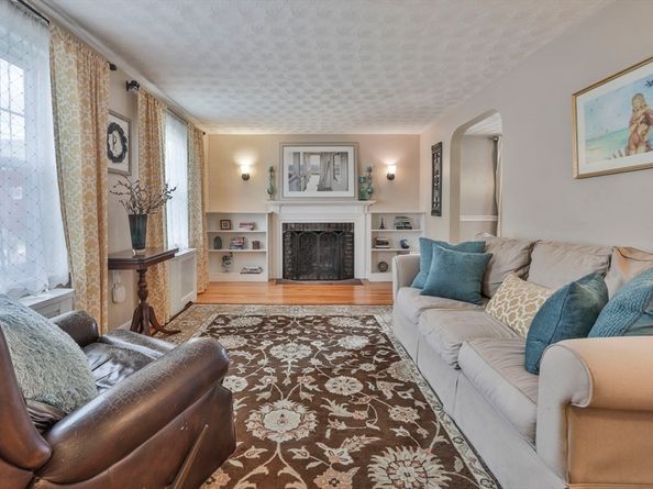 10 Converse St, Wakefield MA 01880