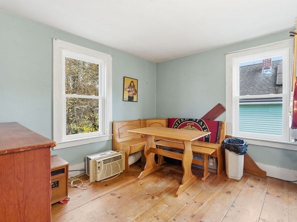 25-27 Brooks St, Maynard MA 01754