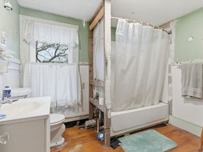 25-27 Brooks St, Maynard MA 01754