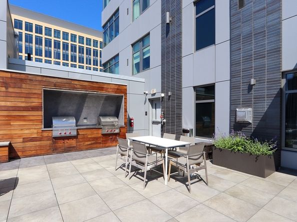 375 Canal St 603, Somerville MA 02145