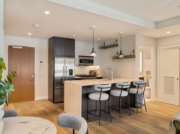 375 Canal St 603, Somerville MA 02145