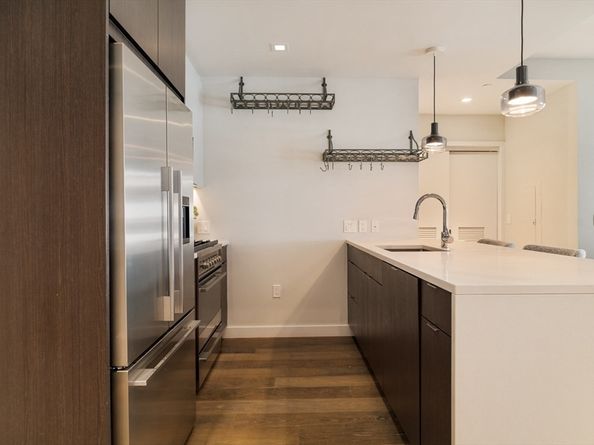 375 Canal St 603, Somerville MA 02145