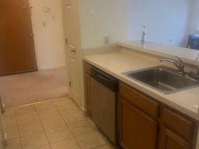 2206 Halcyon Dr 2206, Worcester MA 01606