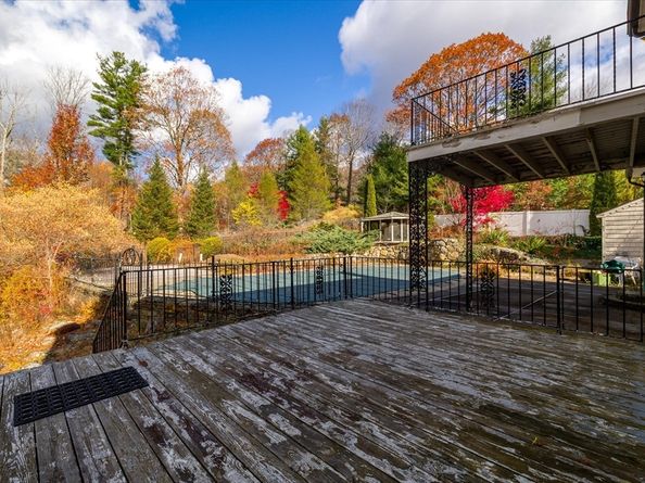 45 Camp St, Paxton MA 01612