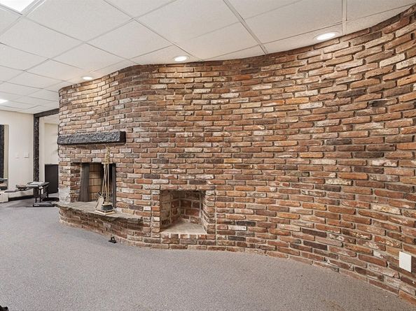 45 Camp St, Paxton MA 01612