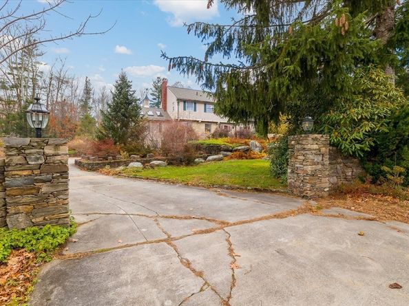 45 Camp St, Paxton MA 01612