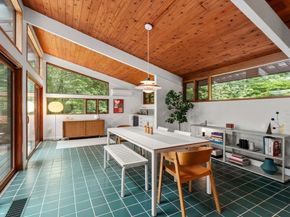 43 Willowdale Rd, Topsfield MA 01983