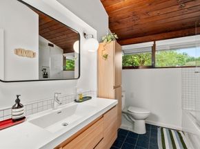 43 Willowdale Rd, Topsfield MA 01983