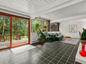 43 Willowdale Rd, Topsfield MA 01983