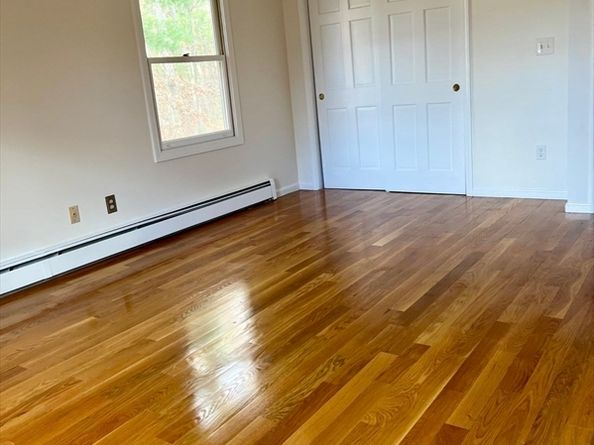 44 Arlington Ave, Braintree MA 02184