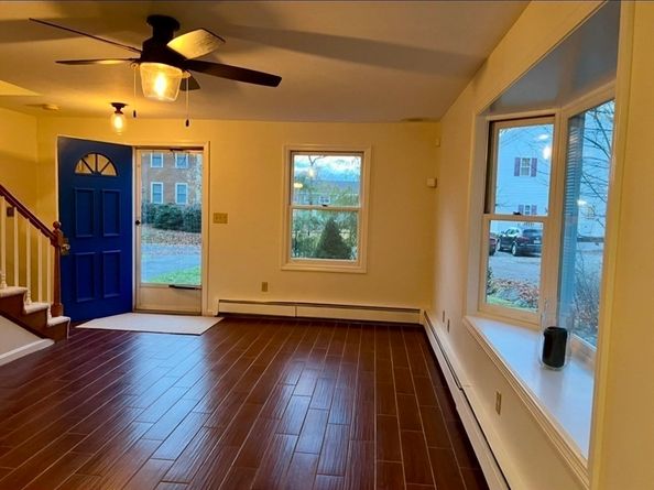 44 Arlington Ave, Braintree MA 02184