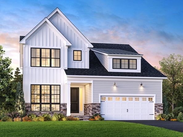 71 Kestrel Heights 51, Plymouth MA 02360