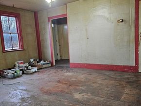 555 Highland Ave, Phillipston MA 01331