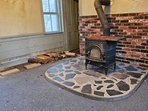 555 Highland Ave, Phillipston MA 01331