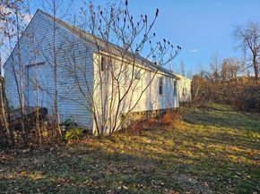 555 Highland Ave, Phillipston MA 01331