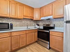 388 Great Rd B14, Acton MA 01720