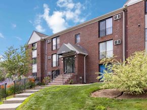 388 Great Rd B14, Acton MA 01720