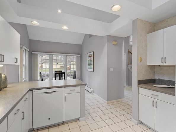 34 Pickman Dr 34, Bedford MA 01730