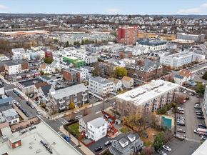 208 Spencer Ave 4, Chelsea MA 02150