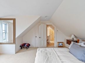 29 High St, Marblehead MA 01945