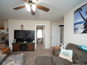 23 Ash St, Clinton MA 01510