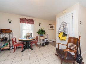 23 Ash St, Clinton MA 01510