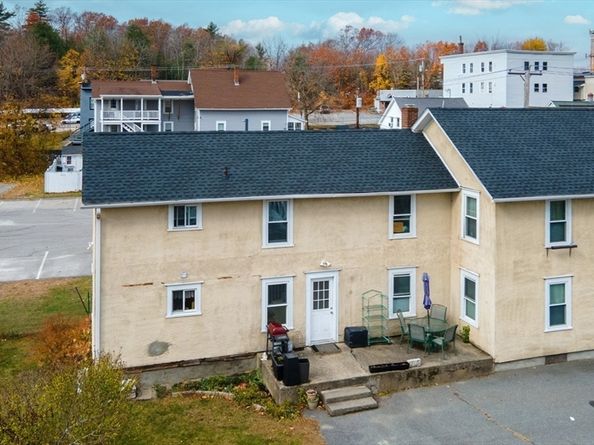 23 Ash St, Clinton MA 01510