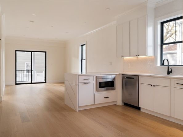 36 Everett Ave, Somerville MA 02145