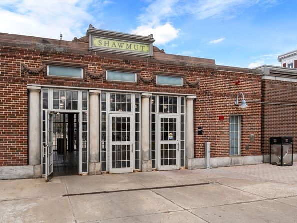 123-125 Centre St TH4, Boston MA 02124