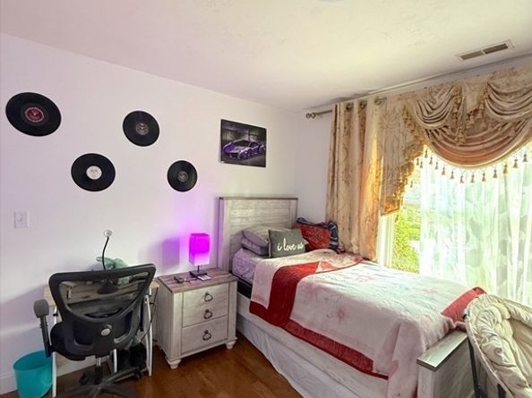 6 White Ln, Middleton MA 01949