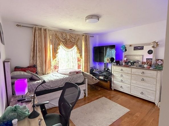 6 White Ln, Middleton MA 01949